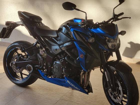 SUZUKI GSX-S750A SUZUKI GSX-S750A